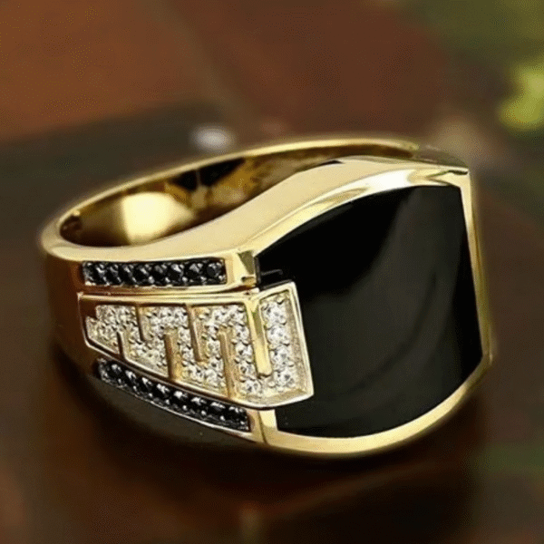 Men’s Classic Gold Ring with Black Stone - Image 4